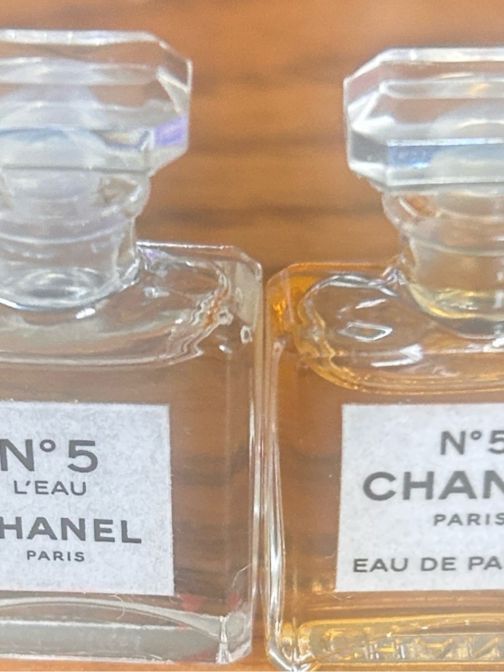 CHANEL No. 5 Mini Perfume Bottle Set L'Eau & Eau de Parfum 0.05 oz each - Picture 2 of 3